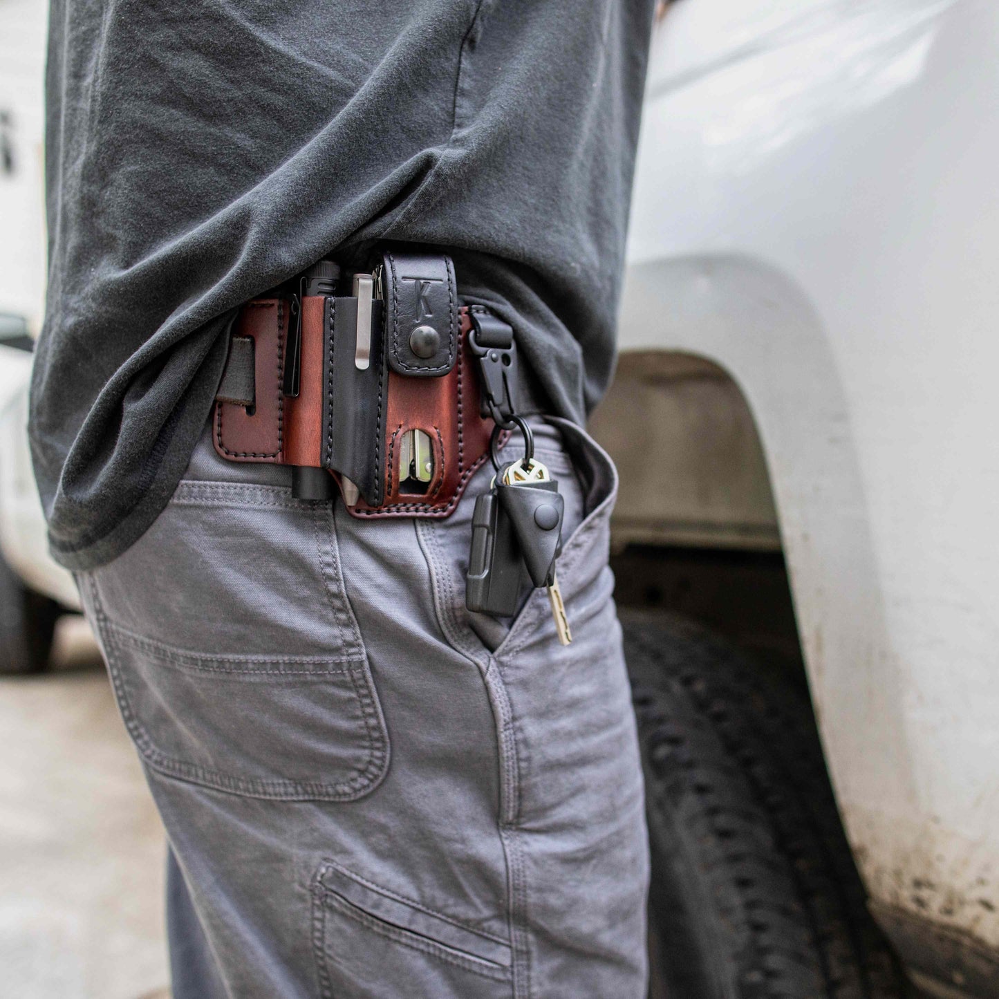 Imsgurus🔥Men's Genuine Leather EDC Belt Loop Waist Outdoor Multitool Sheath