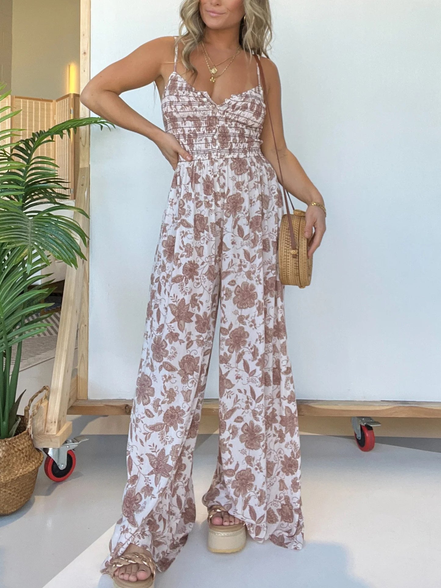 Imsgurus💓Floral Suspender Wide-leg Jumpsuit
