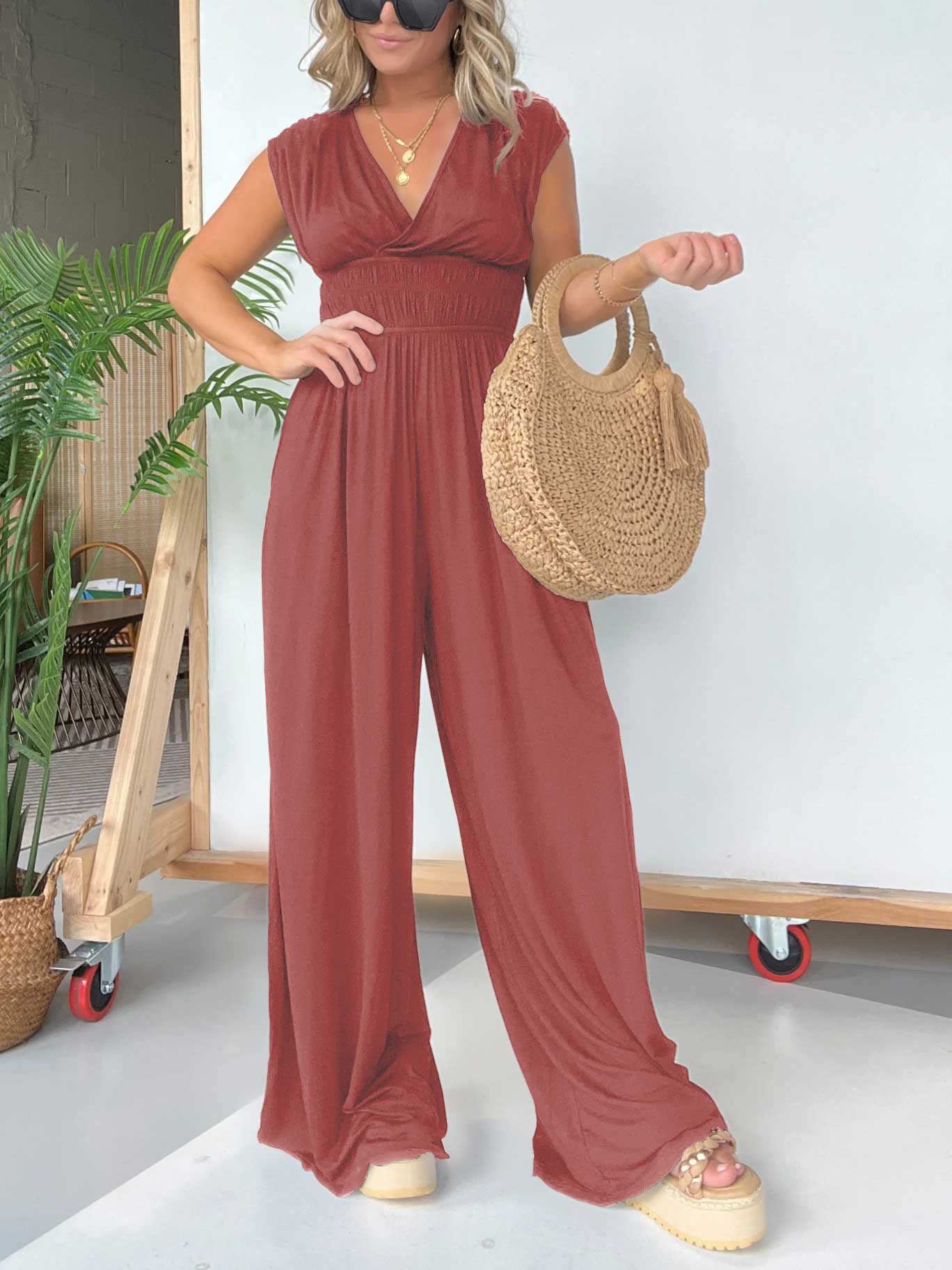 Imsgurus💓V-neck wide-leg jumpsuit with adjustable back ties