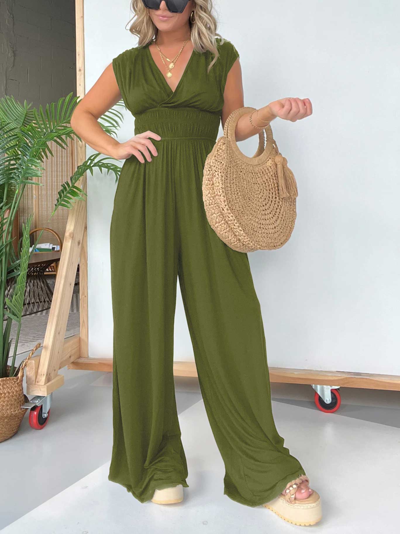 Imsgurus💓V-neck wide-leg jumpsuit with adjustable back ties