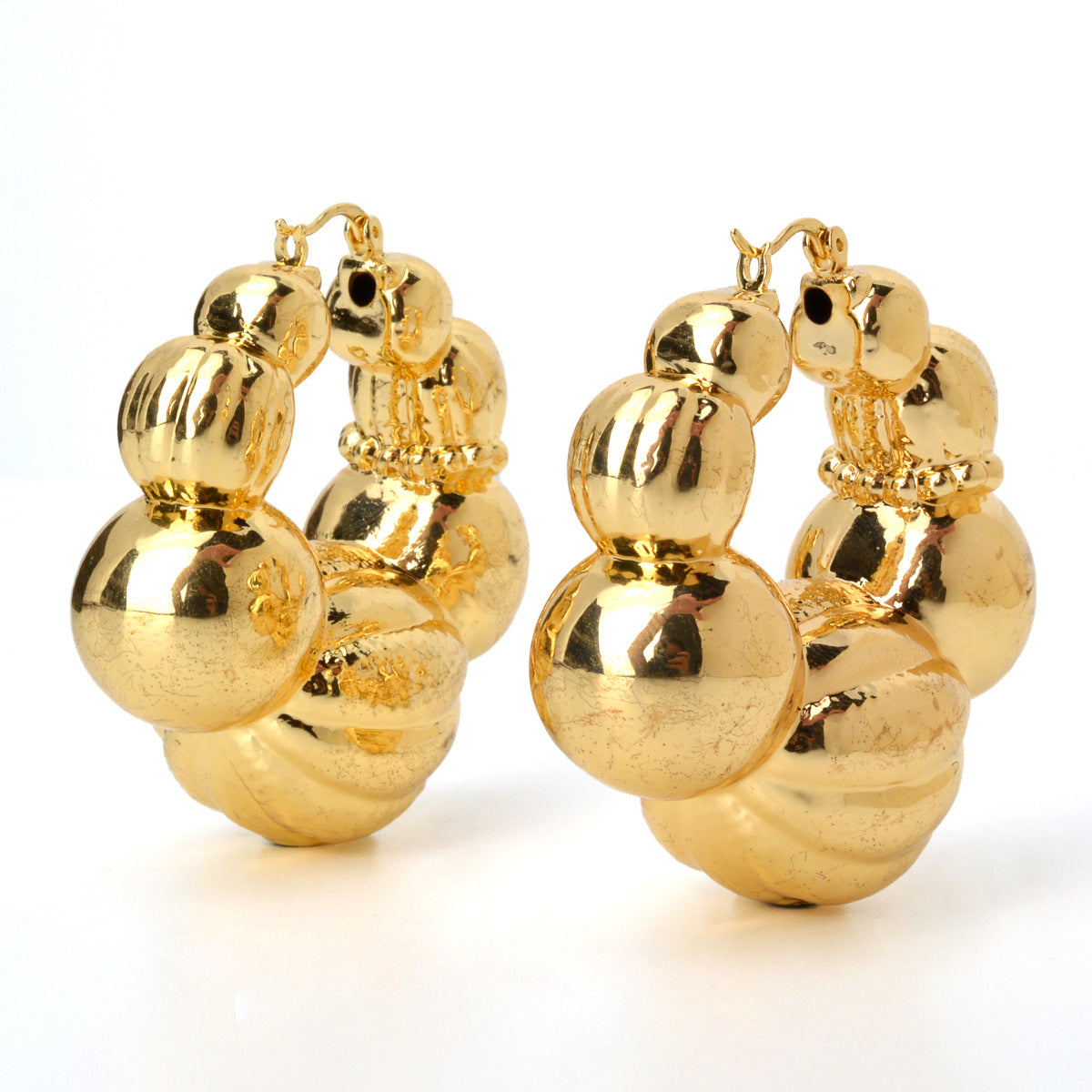 High-end metallic geometric-textured earrings