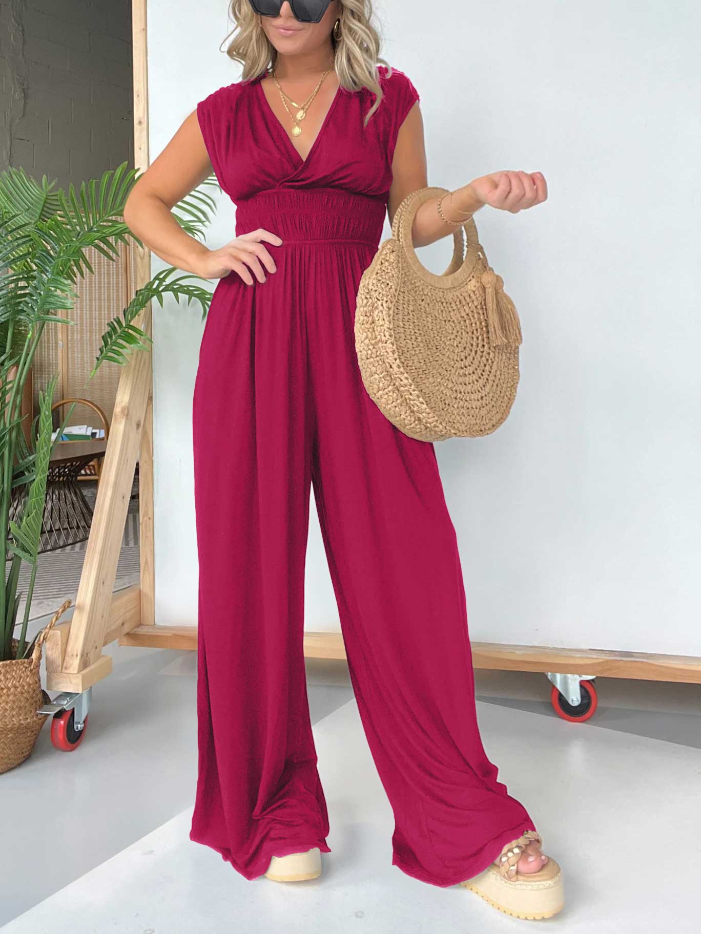 Imsgurus💓V-neck wide-leg jumpsuit with adjustable back ties
