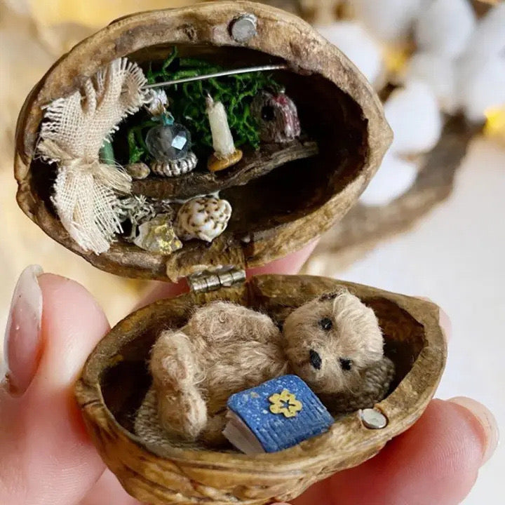 Imsgurus🔥Handmade - Mini Library, a small world in a walnut